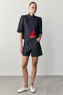 BLAZER MANGA CORTA CON LINO PESPUNTES CONTRASTE / ?ndigo