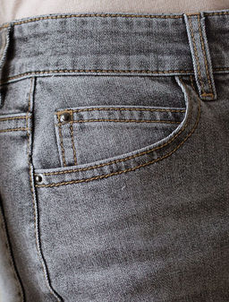 Джинсы дудочки из эластичного облегченного денима - Vilatte фото 4