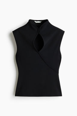 Top cut-out con cuello elevado
