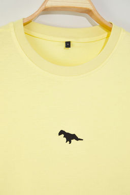 Sar? Oversize/Genis Kesim K?sa Kol Dinozor Nak?sl? %100 Tok Kumas T-shirt TMNSS23TS00243