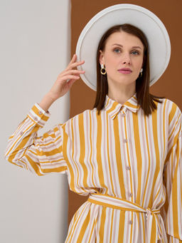 Платье-рубашка оверсайз из однотонного штапеля