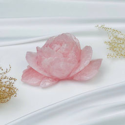 Цветок из Розового кварца