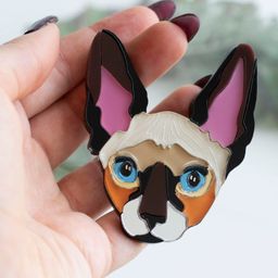 Брошь Сафира