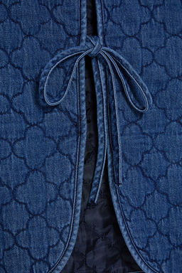 Trendyolmilla Mavi Onden Baglamal? Kapitone Denim Yelek TWOSS25YE00000  фото 6