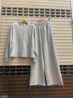 Костюм женский из двунитки