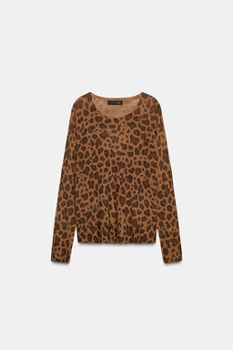 FINE KNIT ANIMAL PRINT JUMPER