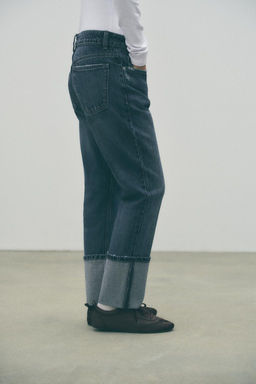 HIGH-WAIST TRF STOVE PIPE FOLDED JEANS - Zara фото 3