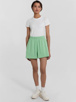 Шорты женские зеленые