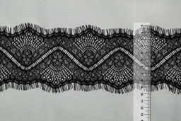 Кружево BLITZ кружево с ресницами 100 мм LCE-33SH в пакете с еврослотом 5 x 3 м Китай