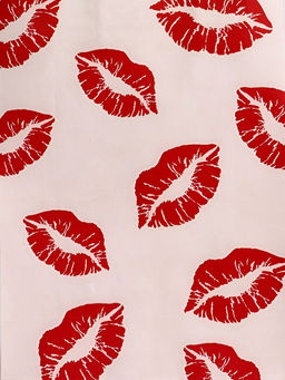 Цена за 3 шт. Пакет подарочный крафт "Поцелуи" 18 х 8 х 25 См