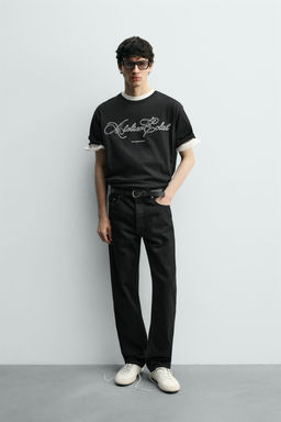 EMBROIDERED SLOGAN T-SHIRT