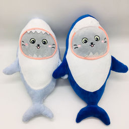 Мягкая игрушка Котик в костюме акулы 60 см - Storyland фото 4