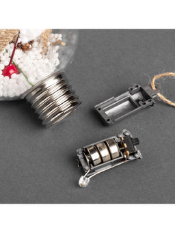 Набор ёлочных шаров Зимний лес, 3 шт, d=8 см, 1 LED, от батареек, свечение белое - Luazon lighting фото 11