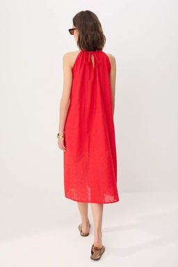 K?rm?z? Brode Halter Yaka Rahat Kesim Midi Dokuma Elbise TWOSS26EL00444 - Trendyolmilla фото 4