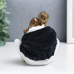 Фигурка полистоун «Влюблённые в белой одежде, нежность и объятия», 12×10.5×12 см