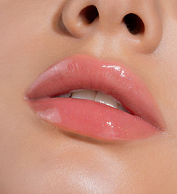 LuxVisage Блеск для губ с эффектом объема тон 503 ICON lips glossy volume Nude Rose 3,4г