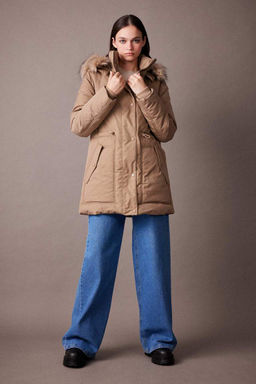 Водонепроницаемая парка из искусственного меха с капюшоном Relax Fit - Defacto фото 2