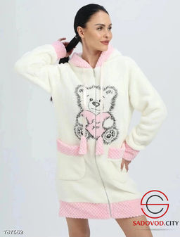 Женская туника с капюшоном