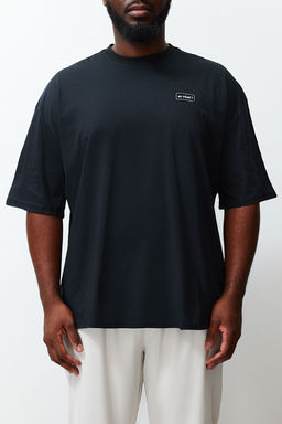 Buyuk Beden Siyah Oversize Yaz? Bask?l? %100 Pamuklu T-shirt TMNSS24BF00031