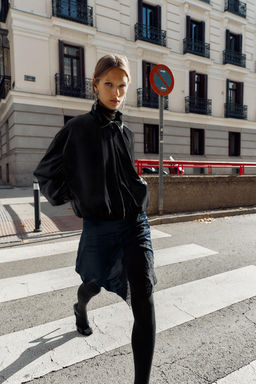 VELVET BOMBER JACKET - Zara фото 2