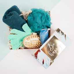 Набор подарочный «Этель» Be happy, полотенце 30×60 см, мочалка, щётка