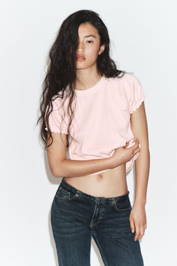 CAMISETA R?STICA VOLUMEN / Rosa tiza