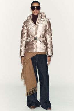 FITTED SHORT WINDPROOF ANORAK