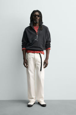 SUDADERA CUELLO CREMALLERA CINTA AARON LEVINE X ZARA / Negro