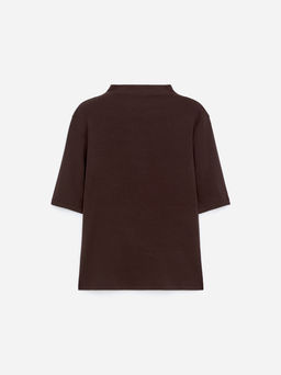 Top de cuello alto de canal?