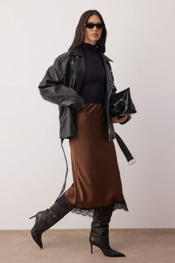 Kahverengi Dantel Detayl? Midi Boy Saten Etek TWOAW26ET00169