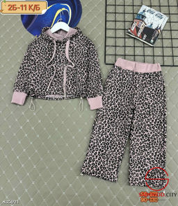 Костюм спортивный для девочки