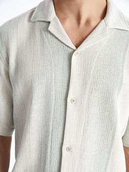 Regular Fit K?sa Kollu ?izgili Erkek G?mlek