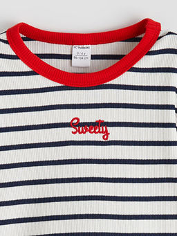 Nak??l? ?izgili K?z ?ocuk Ti??rt