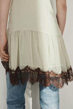 SHORT DRESS WITH CONTRAST LACE - Zara фото 5