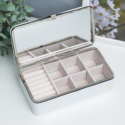 Шкатулка кожзам для украшений Полосы.Текстура. Красная переливы 6х9,8х18,5 см - Simaland фото 6