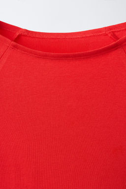 CAMISETA LISA CON MODAL / Rojo - Zara фото 3