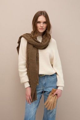 Палантин с короткой бахромой - Модные истории фото 4