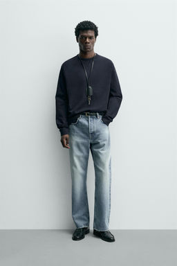 CAMISETA HEAVYWEIGHT CREWNECK / Azul profundo