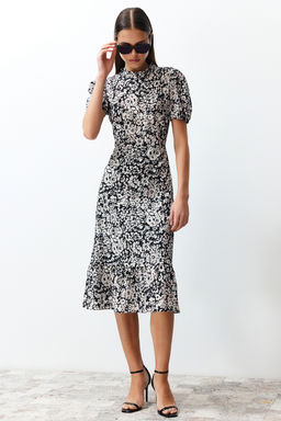 TRENDYOLMILLA Ac?k Mavi Cicekli A Kesim F?rf?rl? Midi Dokuma Elbise TWOSS20EL0894