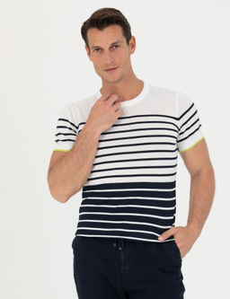 Beyaz Slim Fit Bisiklet Yaka Triko T-Shirt