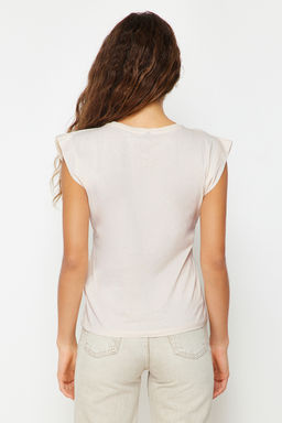 Bej %100 Pamuk Vatka Gorunumlu Basic Bisiklet Yaka Orme T-Shirt TWOSS20TS0021