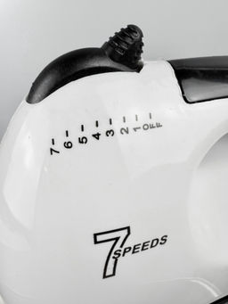 Миксер 200Вт, с нержавеющей чашей 2л. На подставке SC-133KA OLS-HC-10