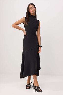 Siyah Y?rtmac Detayl? Drape Yaka Duz Maxi Dokuma Elbise TWOSS26EL00906
