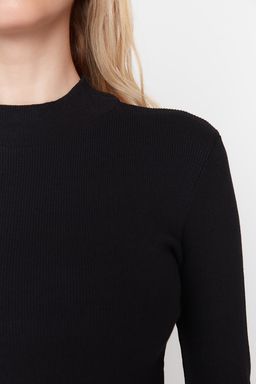 TRENDYOLMILLA Siyah Vucuda Oturan Y?rtmacl? Bisiklet Yaka Midi Fitilli Esnek Orme Kalem Elbise TWOAW21EL0135 фото 8