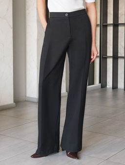 D44.147 Брюки женские черный