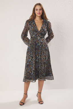 Yesil Kemerli A Kesim Kruvaze Yaka Boho Desenli Sifon Midi Dokuma Elbise TWOAW24EL00660