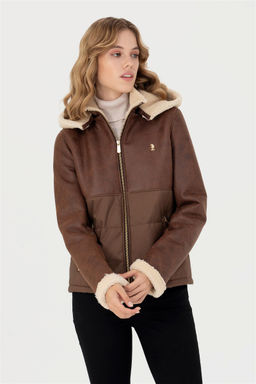 Женская светло-коричневая кожаная куртка