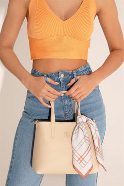 Женская подарочная сумка кремового цвета в штучной упаковке с шарфом Неожиданная скидка в корзине - U.s. polo assn фото 5