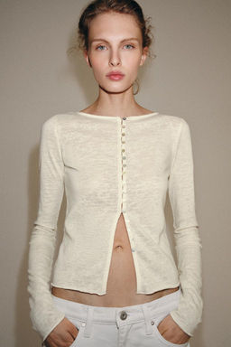 RUSTIC T-SHIRT WITH BUTTONS - Zara фото 2