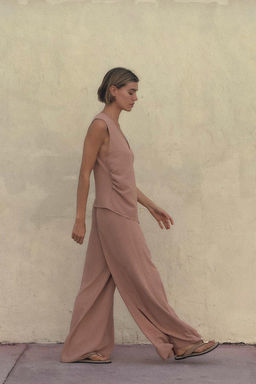 LOOSE-FITTING DARTED TROUSERS - Zara фото 9